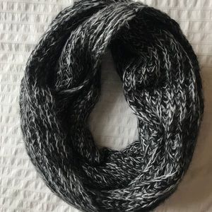 Black and white infinity scarf
